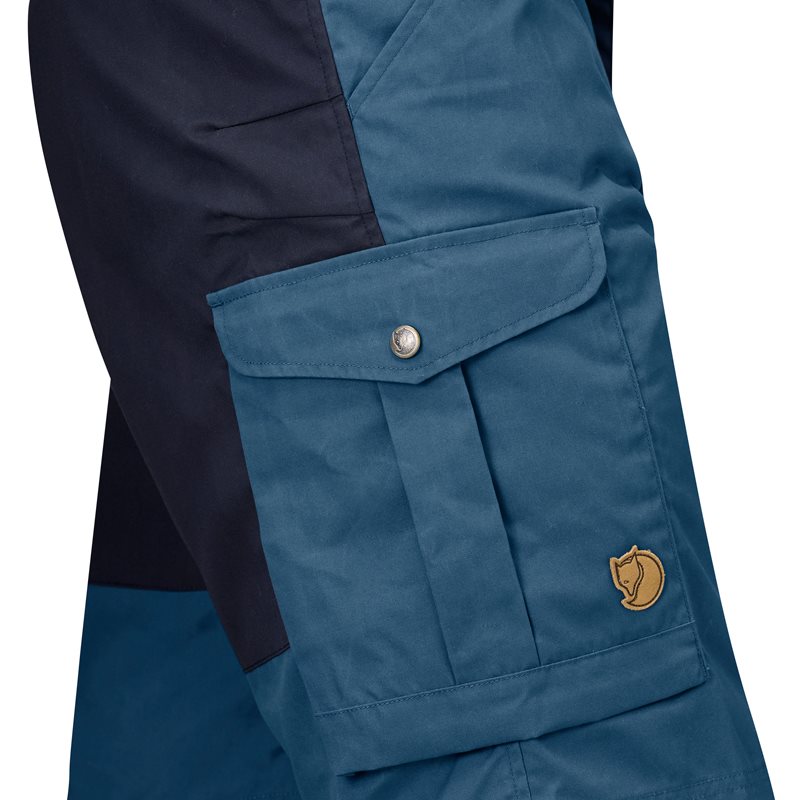 Fjällräven Barents Pro Shorts kurze Herren Freizeit und Outdoor Hose uncle blue hier im Fjällräven-Shop günstig online bestellen